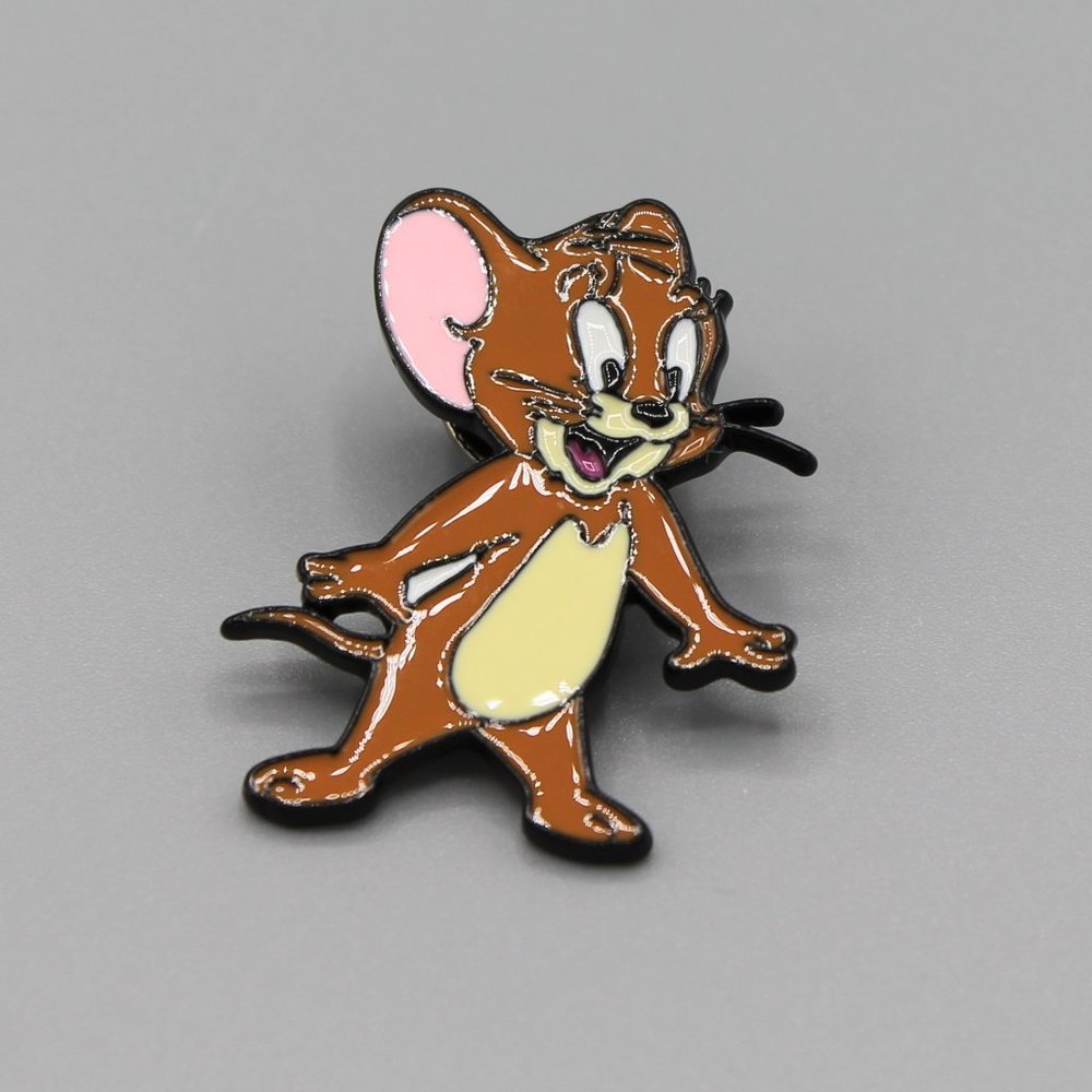 Jewelry pin brooch Tom & Jerry Mouse cartoon fictional character cute new - Picture 3 of 10